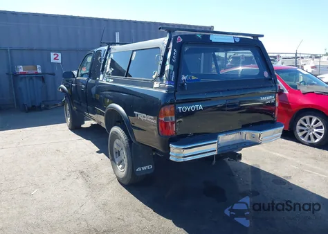 1998 Toyota Tacoma Base V6 из США, поврежденный, VIN 4TAWN72N3WZ098566